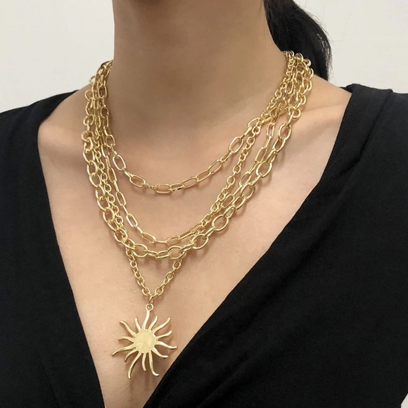 Multi-layer Golden Sun Necklace - Picture 1 of 6